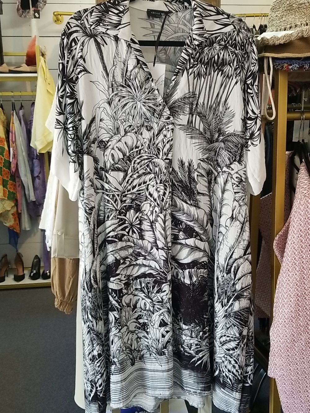 Black and White Tropical Print Women’s Dress